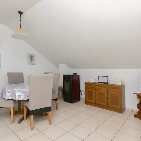 Apartment Malo Misto *