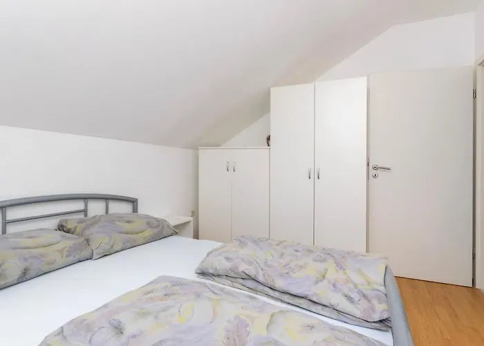 Malo Misto * Zavalatica