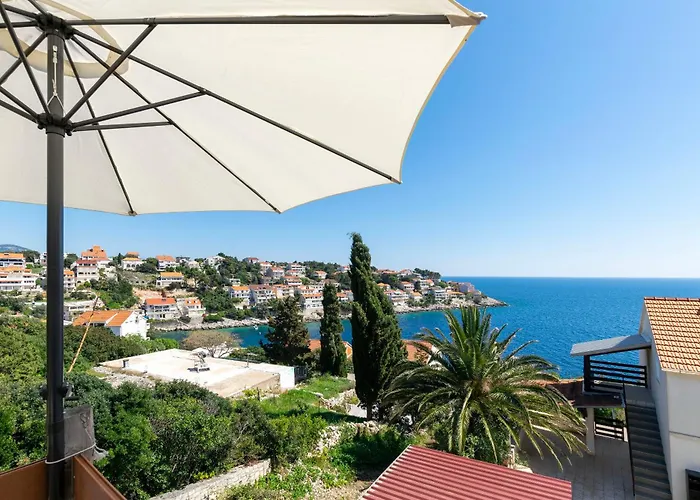 Malo Misto Apartman Zavalatica